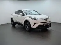 Used Toyota C-HR 116 HP (85 kW) 2018 White SUV