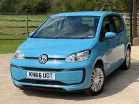 Used VW up! Move 60 HP (44 kW) 2018 Hatchback