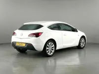 Usado Vauxhall Astra GTC SRi 2016 Branco Citadino