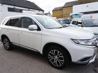 Used Mitsubishi Outlander 2017 White SUV