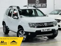 Used Dacia Duster Lauréate 107 HP (78 kW) 2017 White SUV