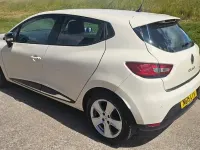 Used Renault Clio IV Dynamique 2015 Cream Hatchback