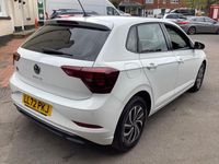 Used VW Polo Life 95 HP (69 kW) 2022 White Hatchback