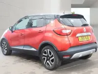 Used Renault Captur Signature 90 HP (66 kW) 2015 Red/black SUV