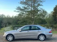 Używany Mercedes C200 Elegance 2006 Srebrny Sedan/Limuzyna