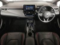 Used Toyota Corolla 122 HP (89 kW) 2020 Red Hatchback