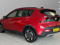 Usado Hyundai Bayon SE 100 HP (73 kW) 2023 Vermelho SUV