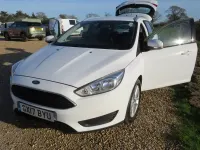 Usado Ford Focus Style 120 HP (88 kW) 2017 Branco Carrinha