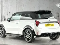Used Mini Cooper S Hatch 201 HP (147 kW) 2025 White Hatchback
