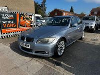 Begagnad BMW 318 143 HK (105 kW) 2009 Blå Sedan