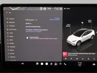 Used Tesla Model Y Standard Range 219 kW (299 HP) 2023 White SUV
