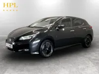 Begagnad Nissan Leaf N-Connecta 110 kW (150 HK) 2023 Svart Halvkombi