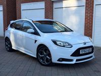 Used Ford Focus ST 2012 White Hatchback