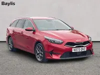 Używany Kia Ceed 2023 Czerwony Hatchback