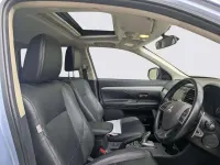Used Mitsubishi Outlander P-HEV 2014 Blue Estate