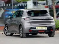 Used Peugeot 208 Allure+ 100 HP (73 kW) 2023 Grey Hatchback