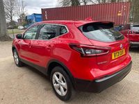 Used Nissan Qashqai Acenta Premium 140 HP (102 kW) 2021 Red SUV
