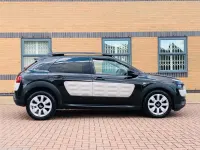 Used Citroën C4 Cactus Feel 100 HP (73 kW) 2015 Grey Hatchback