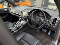 Used Porsche Cayenne 382 HP (280 kW) 2013 Grey SUV
