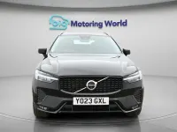 Begagnad Volvo XC60 Plus 250 HK (183 kW) 2023 Svart SUV