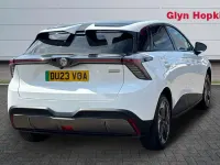 Used MG MG4 EV Trophy 2023 White Hatchback