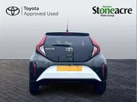 Used Toyota Aygo X 72 HP (52 kW) 2025 White SUV