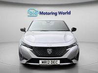 Usado Peugeot 308 GT 131 HP (96 kW) 2024 Cinzento Citadino