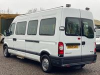 Begagnad Renault Master 2009 Vit Sedan