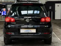 Usado VW Tiguan R-line 140 CV (102 kW) 2010 Negro SUV