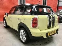 Used Mini Cooper D 2011 Yellow Hatchback