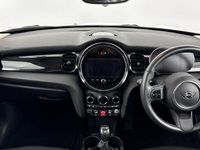 Used Mini Cooper Classic 134 HP (98 kW) 2023 White Hatchback