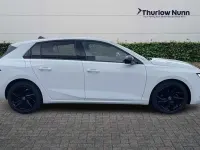 Used Vauxhall Astra S 130 HP (95 kW) 2023 White Hatchback
