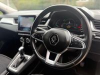 Second-hand Renault Captur Techno 143 CP (105 kW) 2022 Albastru SUV