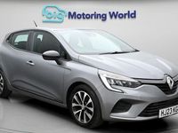 Używany Renault Clio V Evolution 90 KM (66 kW) 2023 Szary Hatchback