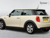 Used Mini ONE Hatch 101 HP (74 kW) 2017 White Hatchback