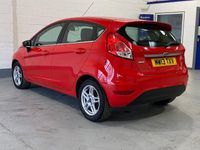 Used Ford Fiesta Zetec 100 HP (73 kW) 2013 Red Hatchback