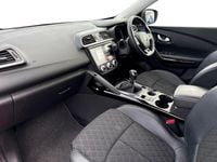 Used Renault Kadjar Iconic 138 HP (101 kW) 2019 Red SUV