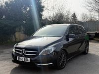 Usado Mercedes B200 136 HP (100 kW) 2014 Preto Monovolume