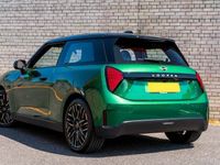 Used Mini Cooper Exclusive 135 kW (184 HP) 2025 Hatchback