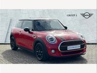 Używany Mini Cooper 136 KM (100 kW) 2018 Czerwony Hatchback