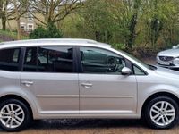 used VW Touran 1.6 TDI 105 BlueMotion Tech SE 5dr DSG