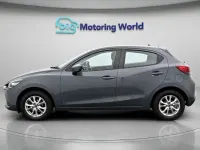 Begagnad Mazda 2 74 HK (54 kW) 2022 Grå Halvkombi