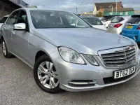 Usado Mercedes E220 SE 2013 Prateado Sedan