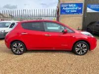 Used Nissan Leaf Tekna 80 kW (109 HP) 2017 Red Hatchback