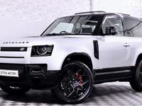 Used Land Rover Defender HSE Dynamic 300 HP (220 kW) 2024 Estate