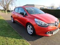 Used Renault Clio IV Dynamique 2015 Red Hatchback