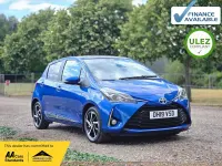 Used Toyota Yaris Hybrid 100 HP (73 kW) 2019 Blue Hatchback