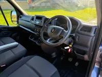 Käytetty Renault Master Business 2023 Sininen Tila-auto