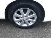 Used Toyota Yaris 69 HP (50 kW) 2013 White Hatchback