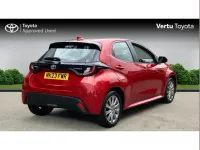 Used Toyota Yaris Hybrid 113 HP (83 kW) 2023 Red Hatchback